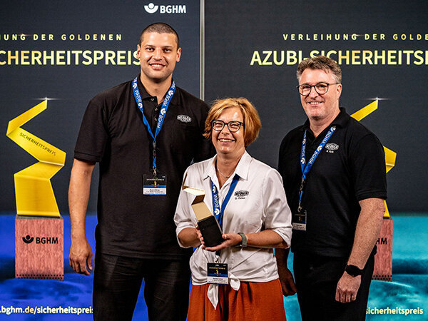 Goldener BGHM-Sicherheitspreis für F. X. MEILLER Fahrzeug- und Maschinenfabrik GmbH & Co. KG